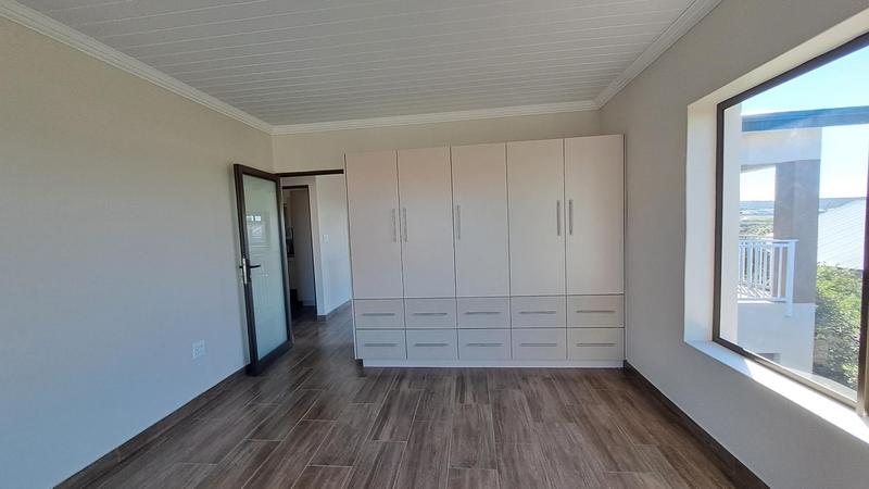 4 Bedroom Property for Sale in Stilbaai Wes Western Cape